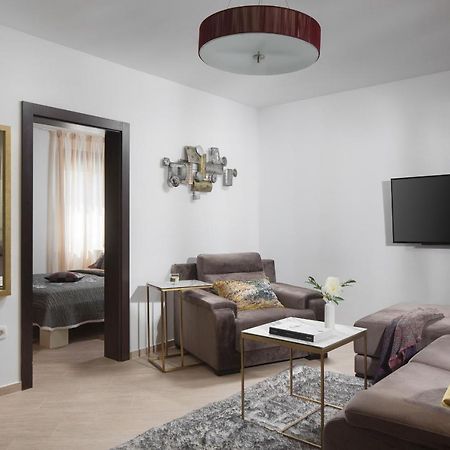 Villa Malibu One วีร์ ภายนอก รูปภาพ