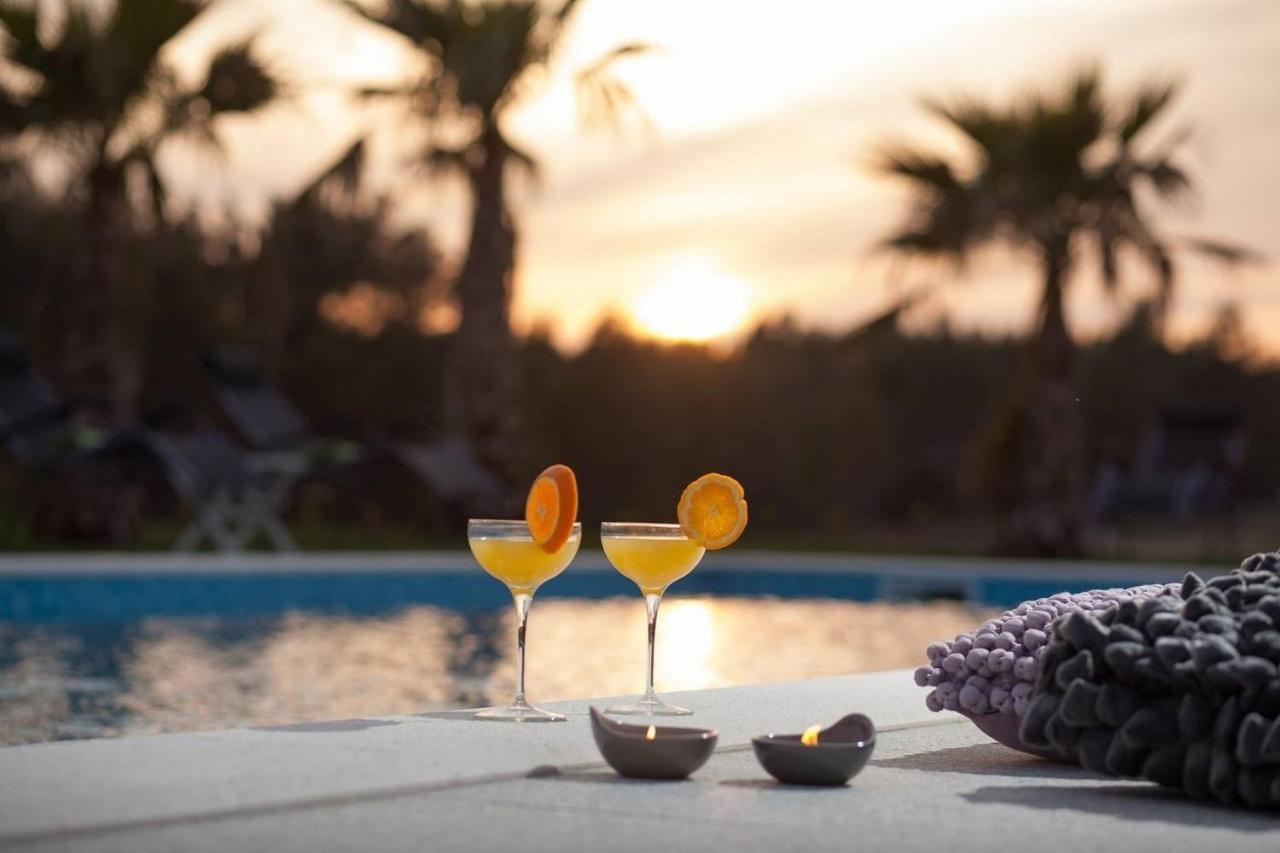 Villa Malibu One วีร์ ภายนอก รูปภาพ