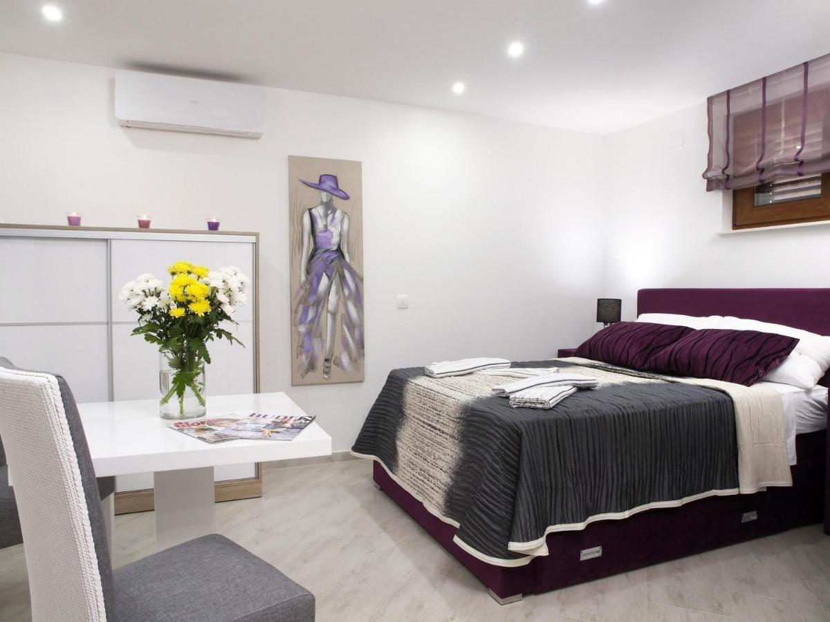 Villa Malibu One วีร์ ภายนอก รูปภาพ