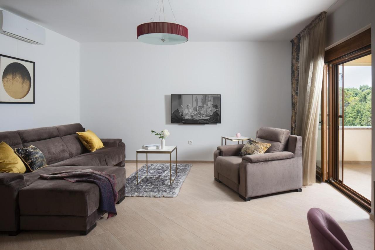Villa Malibu One วีร์ ภายนอก รูปภาพ